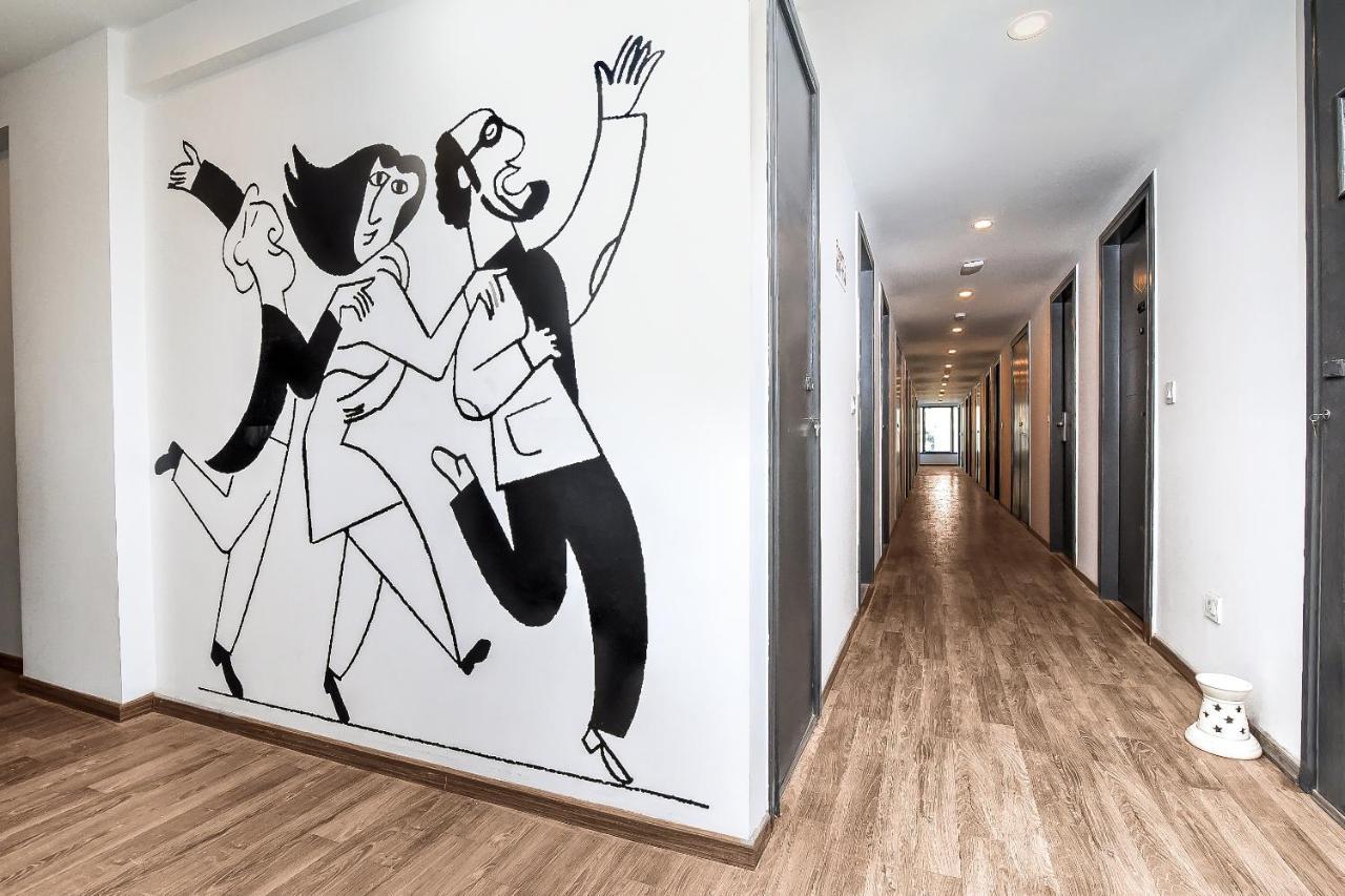 Hotel Navjivan Himatnagar 외부 사진