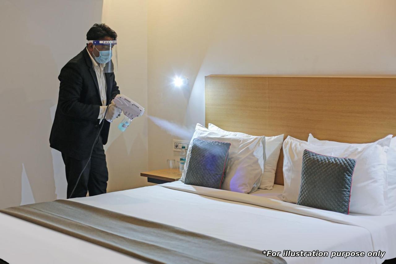 Hotel Navjivan Himatnagar 외부 사진