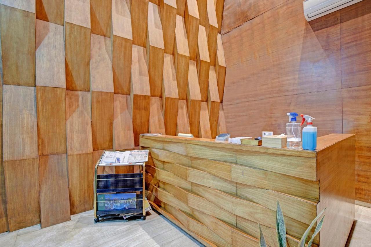 Hotel Navjivan Himatnagar 외부 사진