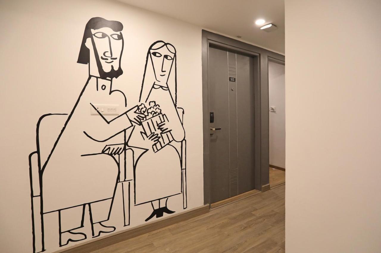 Hotel Navjivan Himatnagar 외부 사진